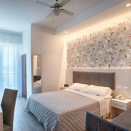Hotel Mirabel Rimini Eksteriør bilde