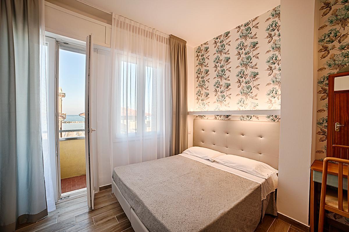 Hotel Mirabel Rimini Eksteriør bilde